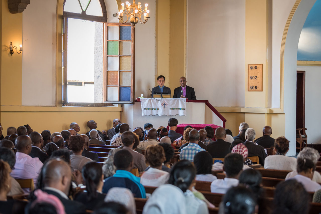 Presbyterian Church of Korea General Secretary Rev. Chang-bae Byun delivered the sermon, stressing that Christ alone can bring salvation and eternal life.