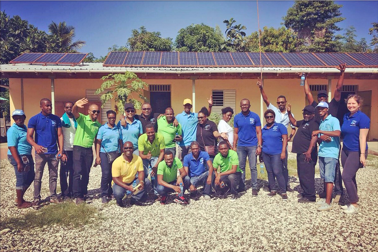 Visitors in front of the school, which was built with help of Norwegian Church Aid and FinnChurch Aid.