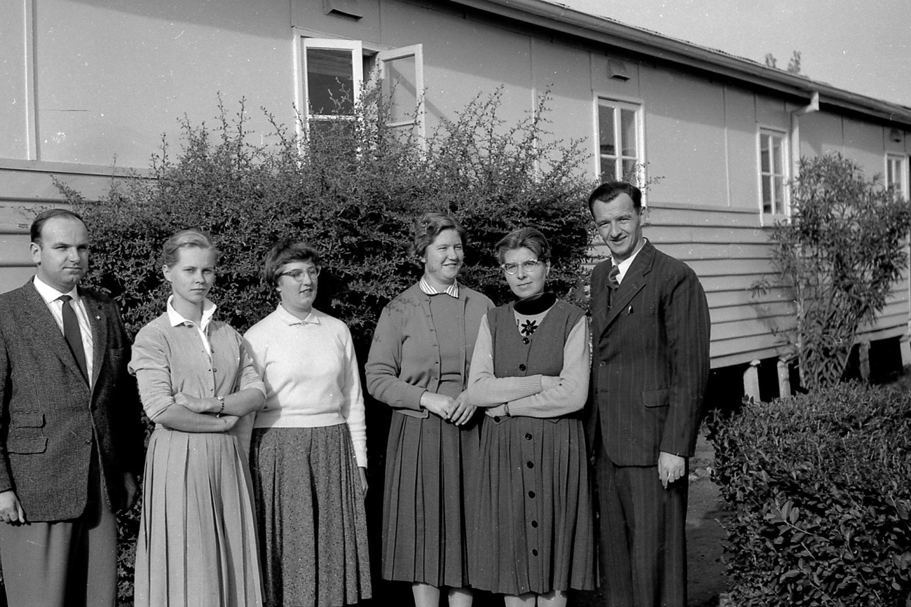  Pastor Bruno Muetzelfeldt (far right), who began visiting Lutheran migrants at Bonegilla Migrant Centre in 1947, with the staff of Lutheran World Service–Australia office, on the day he departed for Geneva to serve with LWF. Also, from left, Pastor Muetzelfeldt’s LWS-A successor Brian Neldner, Eeva-Liisa Viheriakoski, Ora Simpfendorfer, Lorna Koetz, Margaret Bruveris. Photo courtesy Dr Brian Neldner.