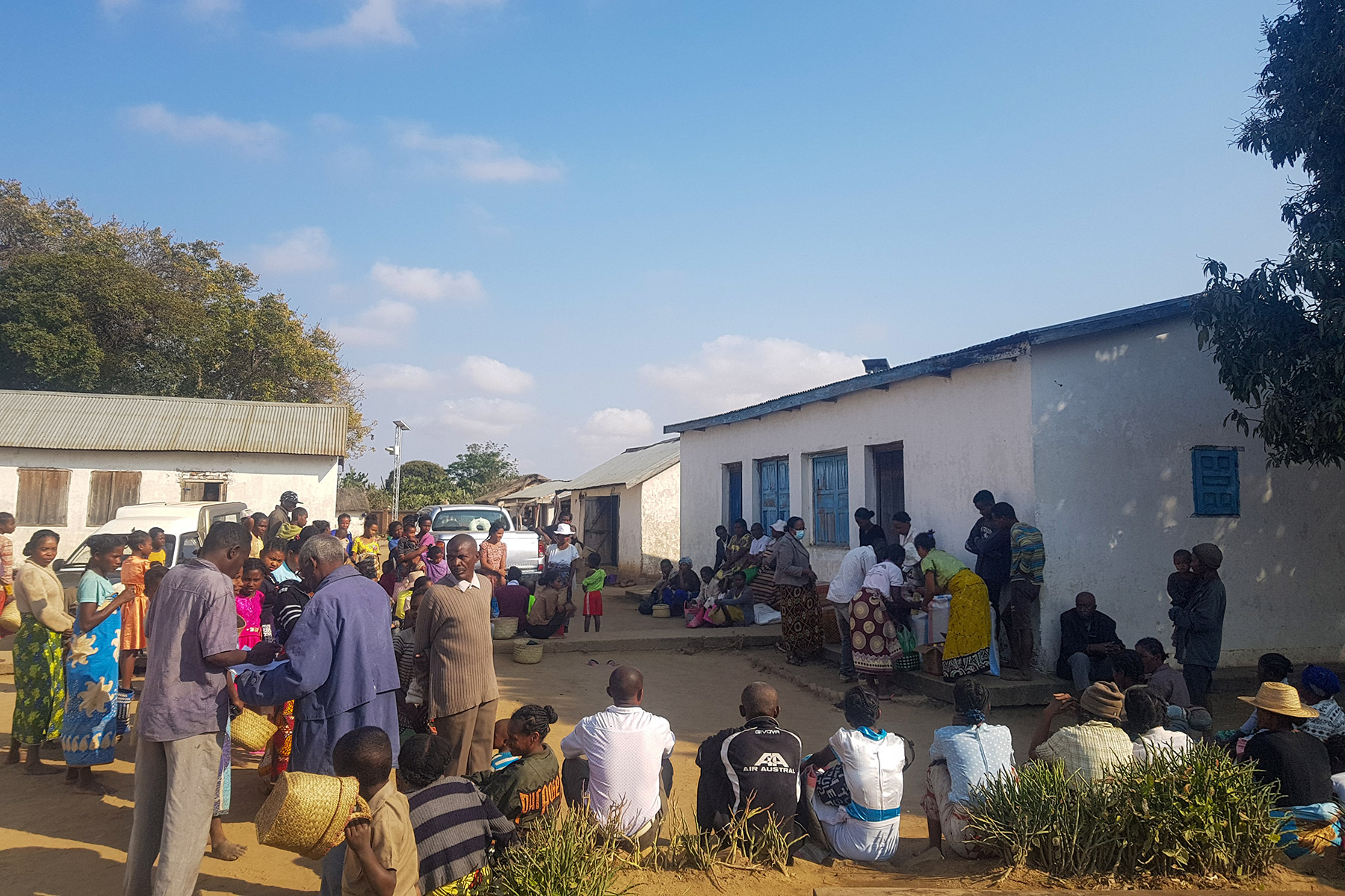 Locals waiting for the Malagasy Lutheran Church food distribution to begin in Ihosy, Horombe Synod. Photo MLC