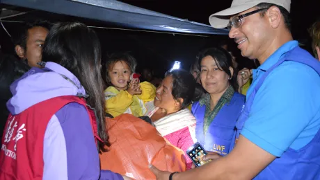 LWF Nepal distributing much-needed supplies to earthquake victims.  Photo: Laxman Niroula