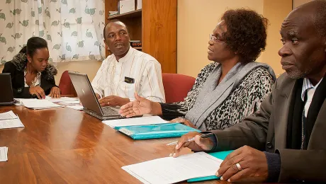 Venah Mzezewa (center), Lutheran Communion in Southern Africa, discusses mainstreaming HIV into the theology curriculum at Paulinium United Lutheran Theological Seminary in Windhoek, Namibia, at a May 2012 consultation. Â© Ari Koivulahti