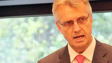 LWF General Secretary Rev. Martin Junge speaks on âReformation and Inculturationâ at the VELKD General Synod, November 2012. Â© VELKD