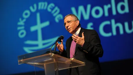 LWF President Younan greets the WCC Assembly. Photo: Peter Williams/WCC