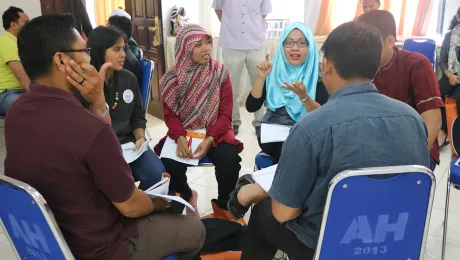 Young Christians and Muslims take part in an interfaith engagement training session in Medan, Indonesia. Photo: A. Yaqin