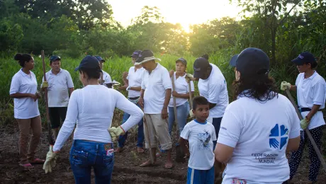 In Colombia, the LWF helped increase the resilience of communities living in informal migrant settlements through activities that promote environmental stewardship. Photo: LWF Colombia/Diego Alvarez Ramirez 