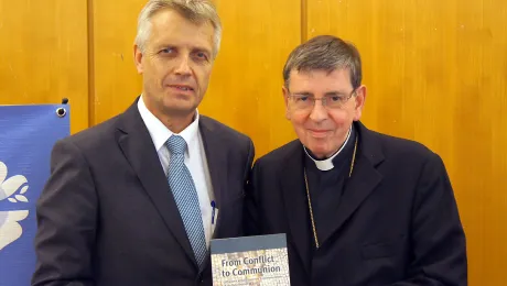 LWF General Secretary Junge and PCPCU President Koch. Photo: LWF/S. Gallay 