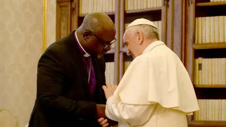  LWF President Archbishop Dr Panti Filibus Musa greeting Pope Francis in the Vatican City. Photo: LWF/A. Danielsson