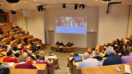 Participants attending the Colloquium at the Paris Institute for Advanced Studies in Ecumenism listen to LWF General Secretary Rev. Dr Martin Junge giving his keynote address. Photo: Ivan Karageorgiev/UnitÃ© des ChrÃ©tiens