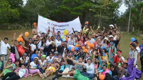 Feeling inspired: young people at a youth network camp come up with ideas to improve life in their communities. Photo: LWF Central America