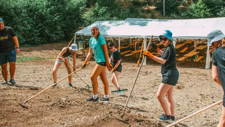 Outdoor workshops for young people particularly affected by the lockdown measures in Slovakia. Photo: Evangelical Church of the Augsburg Confession in the Slovak Republic