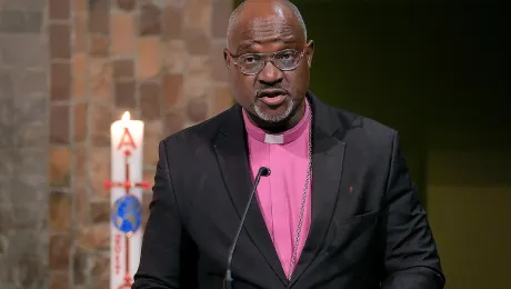 LWF president Archbishop Dr Panti Filibus Musa speaking at the VELKD General Synod in Bonn, Germany. Photo: epd/Norbert Neetz.