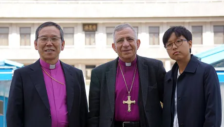 LCK President Rev. Dr Chul Hwan Kim (left) said the visit by LWF President Bishop Dr Munib A. Younan was important as Korean people struggle with âliving in the pain of division.â Eun-hae Kwon (right), LWF Vice-President for Asia, accompanied Bishop Younan. Photo: LWF/LCK