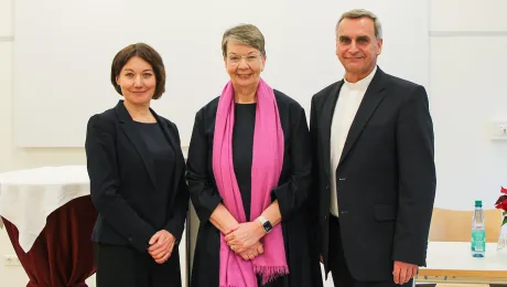 LWF General Secretary Anne Burghardt together with the Chairperson of the GNC/LWF, Leading Bishop Kristina Kühnbaum-Schmidt and Vice-Chair Oberkirchenrat Michael Martin. Photo: GNC/LWF/A. Weyermüller