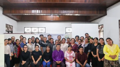 Participants and lecturers of the workshop on creating an inclusive church welcoming people with disabilities, particularly the deaf. Photo: KN-LWF