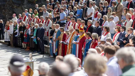 A festive church service with ecumenical guests was held on the anniversary of the adoption of Christian law in Norway 1000 years ago. LWF President Henrik Stubkjær, and the Regional Secretary for Europe, Ireneusz Lukas, were among the guests. Photo: Gjermund Øystese, Norges Kristne Råd