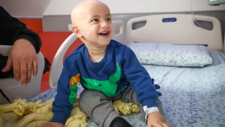 Child patient at the LWF Augusta-Victoria Hospital in East Jerusalem, in the pediatric oncology ward. Photo: LWF/ Atta Jabr