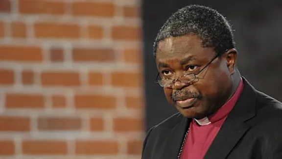 Bishop Alex G. Malasusa (Tanzania), Vice President for the African region, brings greetings on behalf of the LWF at the founding of the Evangelical Lutheran Church in Northern Germany. Â© Pittkowski/Nordkirche