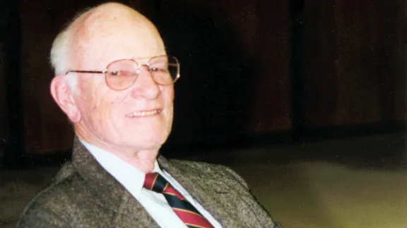 Dr. Arne Sovik during a visit to the LWF Geneva office in 1999. Photo: LWF/C. RothenbÃ¼hler