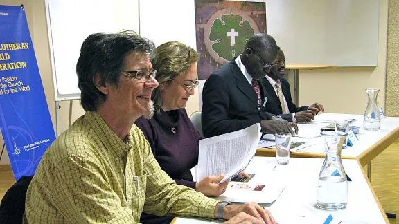 (left to right) Panelists Rev. Dr Vitor Westhelle (Brazil), Angela Trejo (Mexico) and Rev. Dr Peter Amana Bartimawus (Nigeria) together with moderator Bishop Dr Ndanganeni Petrus Phaswana (South Africa) at the Wittenberg consultation Lutheran theological education. Â© LWF/Anli Serfontein