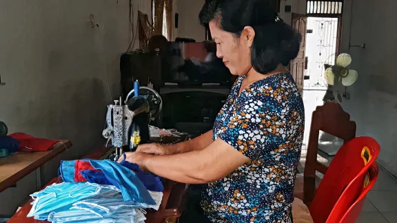 The Womenâs Skills Training Center of Huria Kristen Indonesia (HKI) helps low-income and at-risk women find ways to increase family income through sewing. Photo: BLK HKI/Rumah Eco-Theology