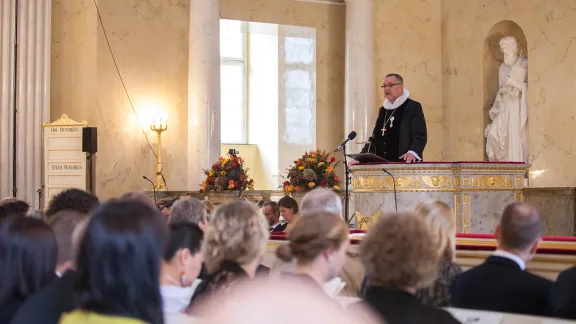 The Evangelical Lutheran Church in Denmark is opposing a draft law that would require all religious sermons to be translated into Danish. Here, Bishop Henning Toft Bro preaches at the State Opening of the Danish Parliament. Photo: Diocese of Aalborg