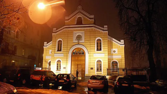 Die St. Katharinen-Kirche in Kiew, 150 Meter vom Präsidentenpalast entfernt, ist ein Anlaufpunkt für Verletzte der Unruhen auf dem Majdan geworden. Photo: Igor Schemigon/GELCU