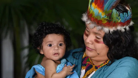 This yearâs LWF Christmas card features an indigenous mother and child from Guyana. Photo: Cleveland Bradford/Eclipse Digitalphoto Studio