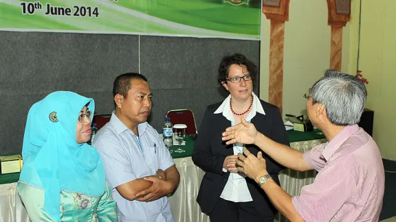 Conversation with members of the Interreligious Forum in Medan during the pre-Council dialogue meeting âTraining Religious Leaders for the Future.â Photo: LWF/R. Ruggaber