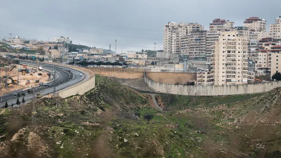 Dahiet Al-Salam, in the Shufat Camp area of Jerusalem, has been closed off by the Israeli authorities' construction of the separation wall that runs through Jerusalem. Photo: LWF/Albin Hillert