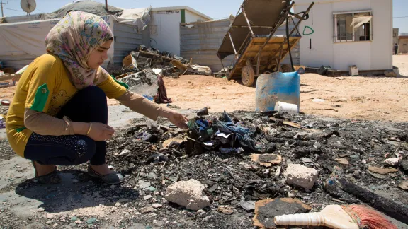 A young woman in Zaâatari camp, Jordan. Photo: LWF/ M. de la Guardia