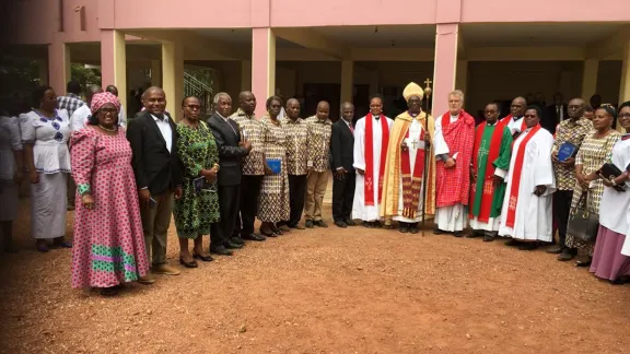 Im Februar 2019 besuchte LWB-Generalsekretär Martin Junge die ELKT. Gastgeber war der Leitende Bischof Fredrick Shoo. Die LWB-Delegation und Kirchenleitende der ELKT feierten einen Gottesdienst in der Gezaulole-Gemeinde in der Norddiözese. Foto: ELKT