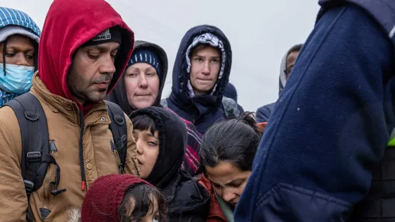 Flüchtlinge an der Grenze zwischen der Ukraine und Polen. Foto: Frank Schultze/Diakonie Katastrophenhilfe