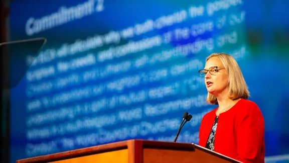 Kathryn Mary Lohre ist Referentin für Ökumenische und Interreligiöse Beziehungen und Theologische Urteilsbildung bei der Evangelisch-Lutherischen Kirche in Amerika. Foto: ELKA