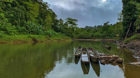 Boote der Gemeinschaft Pogue in Bojayá (Chocó). Foto: LWF/G. Moreno