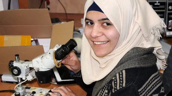 Radeer Attawil at her work station in Beit Hanina. Photo: LWF/ Jerusalem