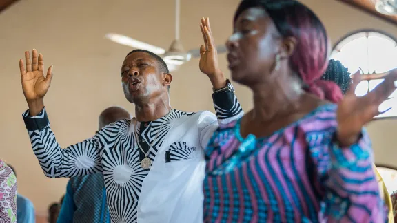 Worship and prayer in Liberia