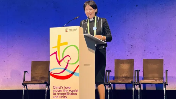  LWF General Secretary Rev. Anne Burghardt addressing the Lutheran confessional meeting. Photo: LWF/A. Danielsson