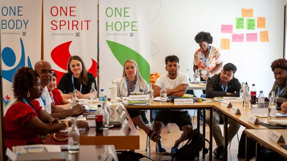 Rama Ramanathan, second from left, shares ideas with participants at the LWF Lay Leaders’ Seminar in Geneva. Photo: LWF/S. Gallay