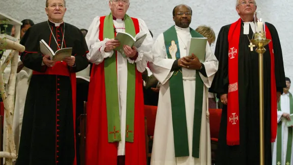 Kirchenleitende beim Eröffnungsgottesdienst der Zehnten Vollversammlung