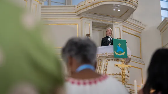 Pfarrerin Halina Radacz von der Evangelisch-Augsburgischen Kirche in Polen predigt im Eröffnungsgottesdienst der Vorbereitenden Konsultation der Frauen in Breslau, Polen