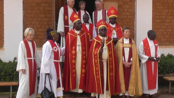 The National Bishop of the Evangelical Lutheran Church in Cameroon (EELC), Rev. Dr. Jean Baiguélé, together with local and international bishops and pastors after the worship service on the church’s centenary celebrations. Photo: EELC