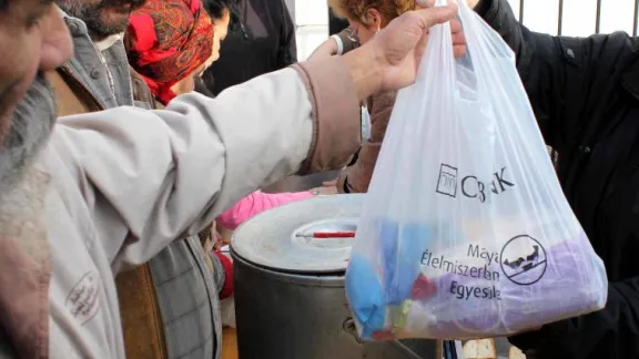 An ecumenical event in collaboration among the Lutheran, Catholic and Methodist congregations in Hungary, involving many volunteer workers. Photo: Szilard Szabo