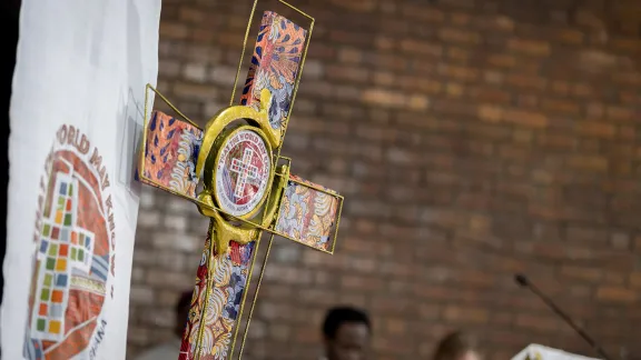 Ghanaian cross, especially created for the Accra event, decorated with the colors and theme of the Global Christian Forum. Photo: A. Hillert