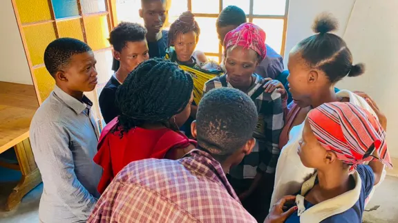 Through “Pathways to Equality” youth gain skills on advocacy for land rights and establish the groundwork for long-term economic resilience. Photo: ELCIN