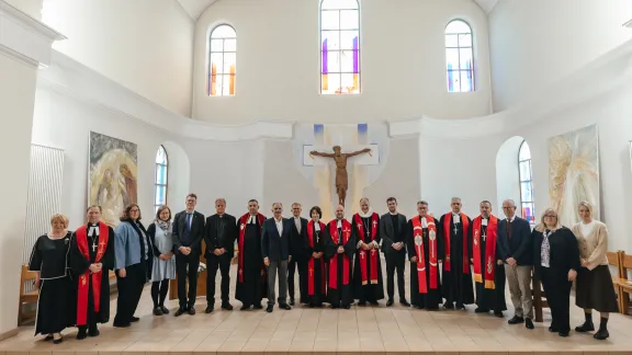 During a May 2024 solidarity visit to the German Evangelical Lutheran Church of Ukraine hosted by Bishop Pavlo Schvarts, LWF President Bishop Henrik Stubkjær and General Secretary Rev. Dr Anne Burghardt participated in Sunday worship at the St Catherine Lutheran Church in Kyiv, Ukraine. Photo: LWF/ Anatolyi Nazarenko