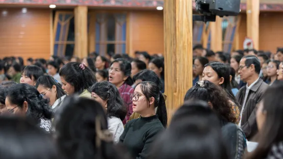 More than 1,000 worshippers from various churches attended a November 2023 ecumenical prayer service in the Pearaja congregation of the Protestant Christian Batak Church (HKBP) in Tarutung, Indonesia. The service coincided with General Secretary Anne Burghardt’s visit to the 14 Lutheran churches in the country. Photo: LWF/Albin Hillert