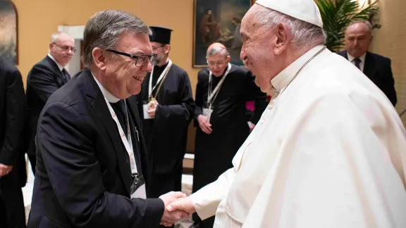 Prof. Dirk Lange, Assistant General Secretary for Ecumenical Relations, meets Pope Francis with other ecumenical delegates during the Synod. Photo: Vatican Media