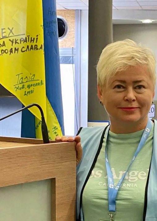 Lina, working in the LWF cash assistance center in Gdánsk. Photo: B. PACHUTA, LWF